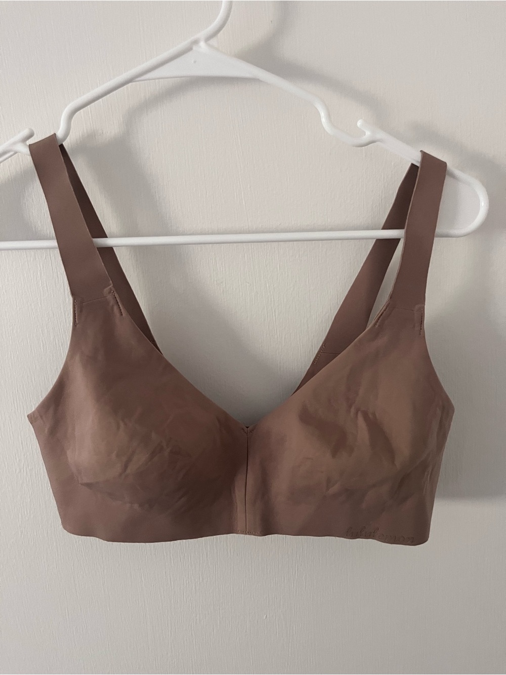 Lululemon Athletica Seamless Wireless Bra Beige Tan 34B